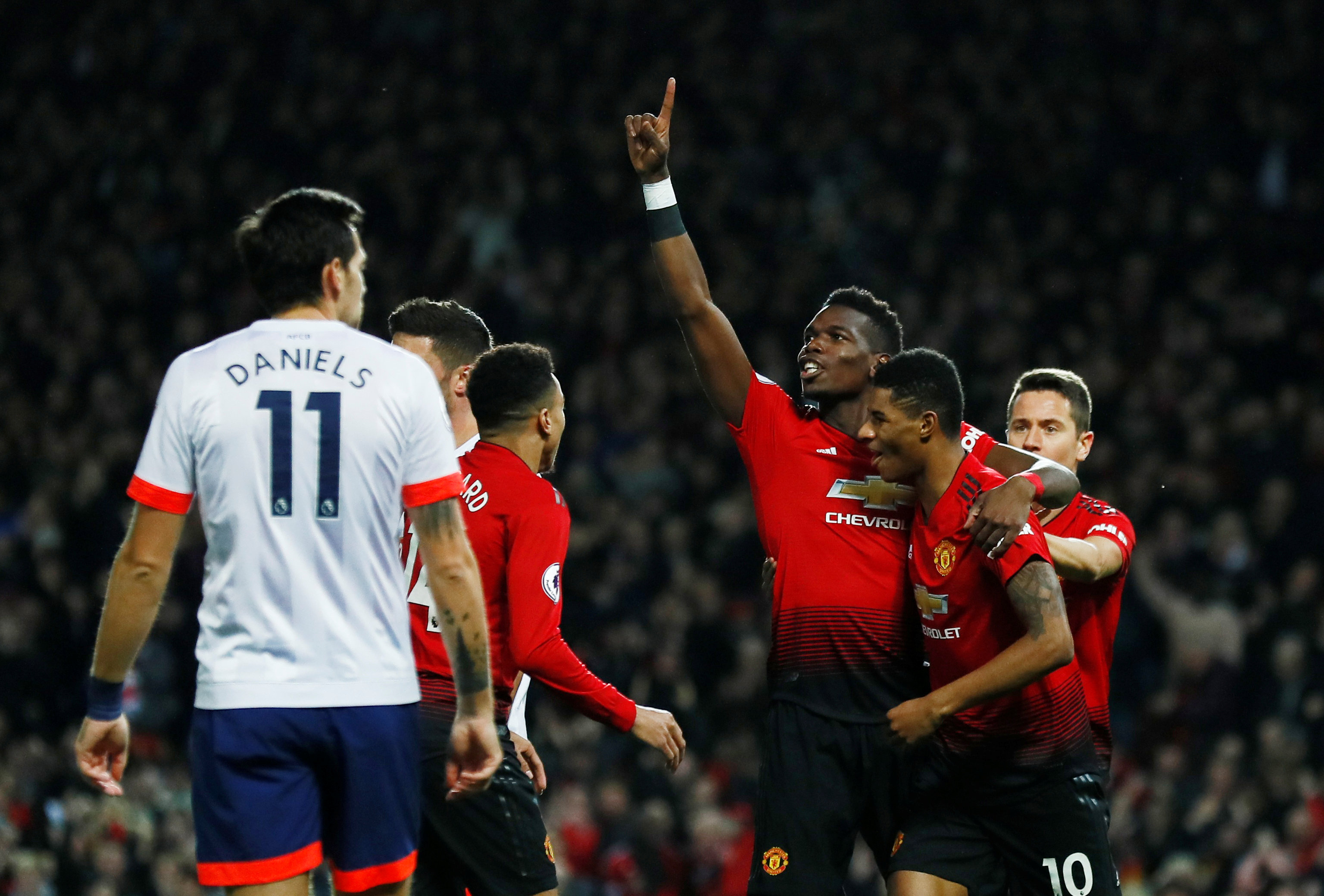 役不仅仅是 役不仅仅是